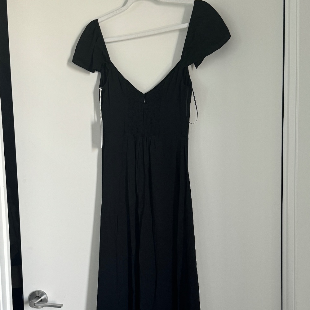 COPY - NWT Reformation Baxley Dress Black Size 4